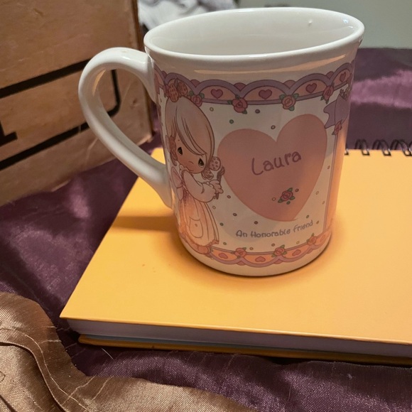 Precious moment cup with the name, Laura on it. - Picture 3 of 4